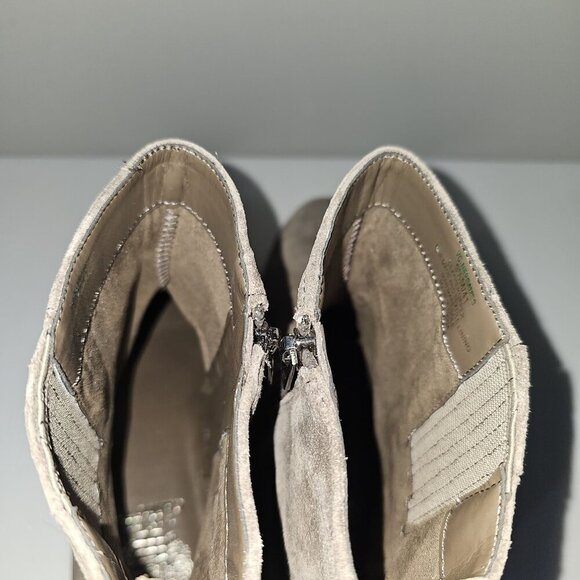 NEW Vince Camuto Neframes Ankle Boot Womens 9.5 Dark Taupe Suede Chunky Platform - Picture 9 of 14